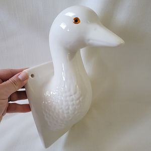 Vintage Farmhouse White Porcelain Large Duck/Goose Wall Mount Decor